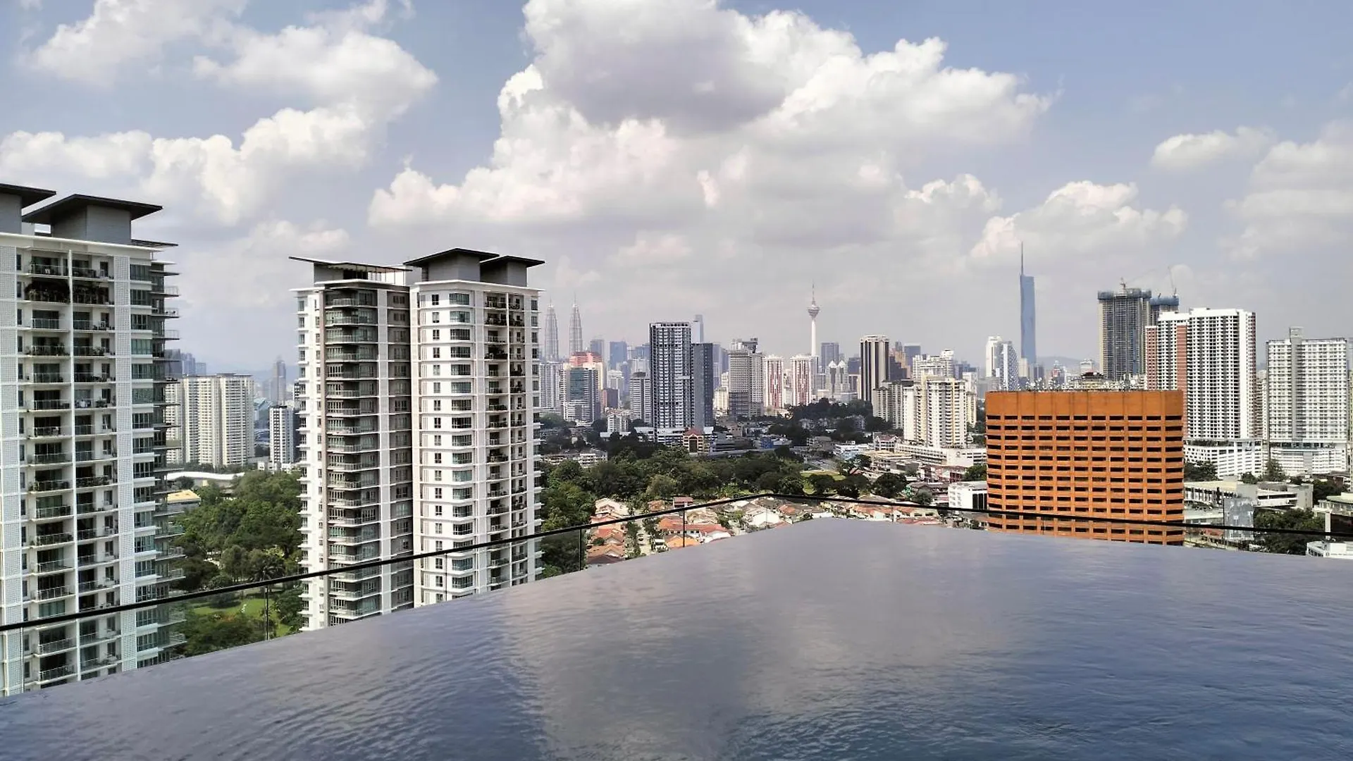 דירה קואלה לומפור The Pano Jalan Ipoh Sentul By Kenangan Homes מלזיה